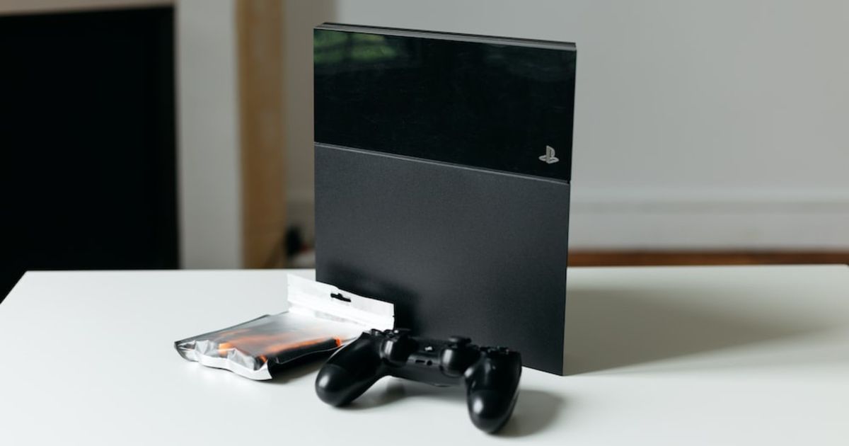 PS4 error code NP-31805-7 - An image of PlayStation 4 console