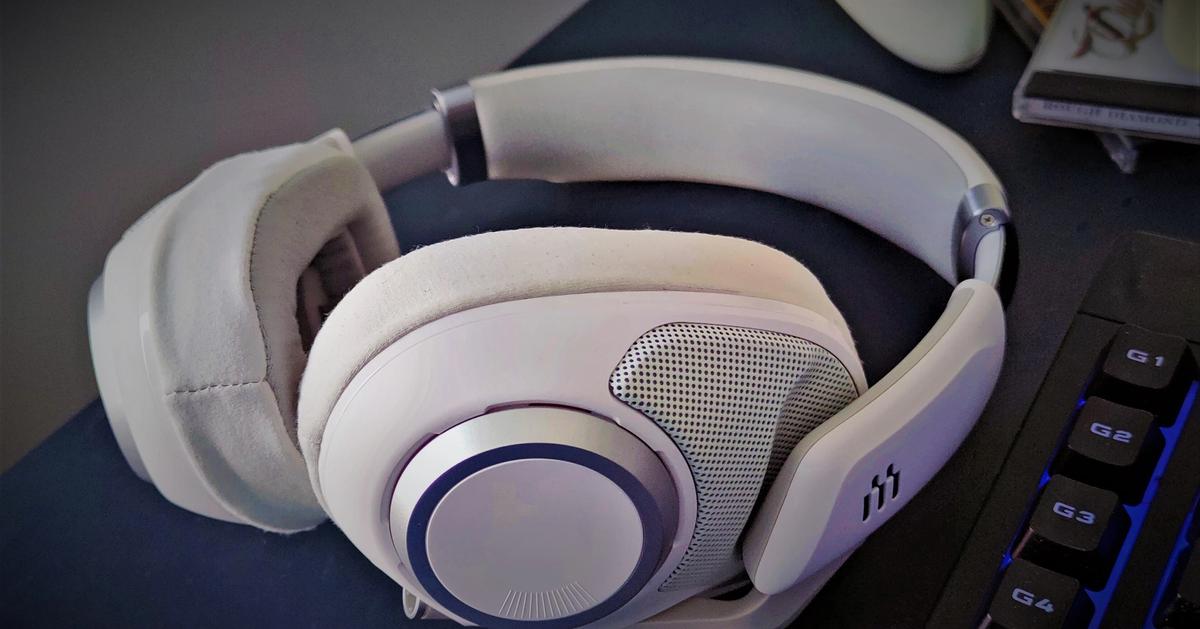 H6Pro review headphones on desk
