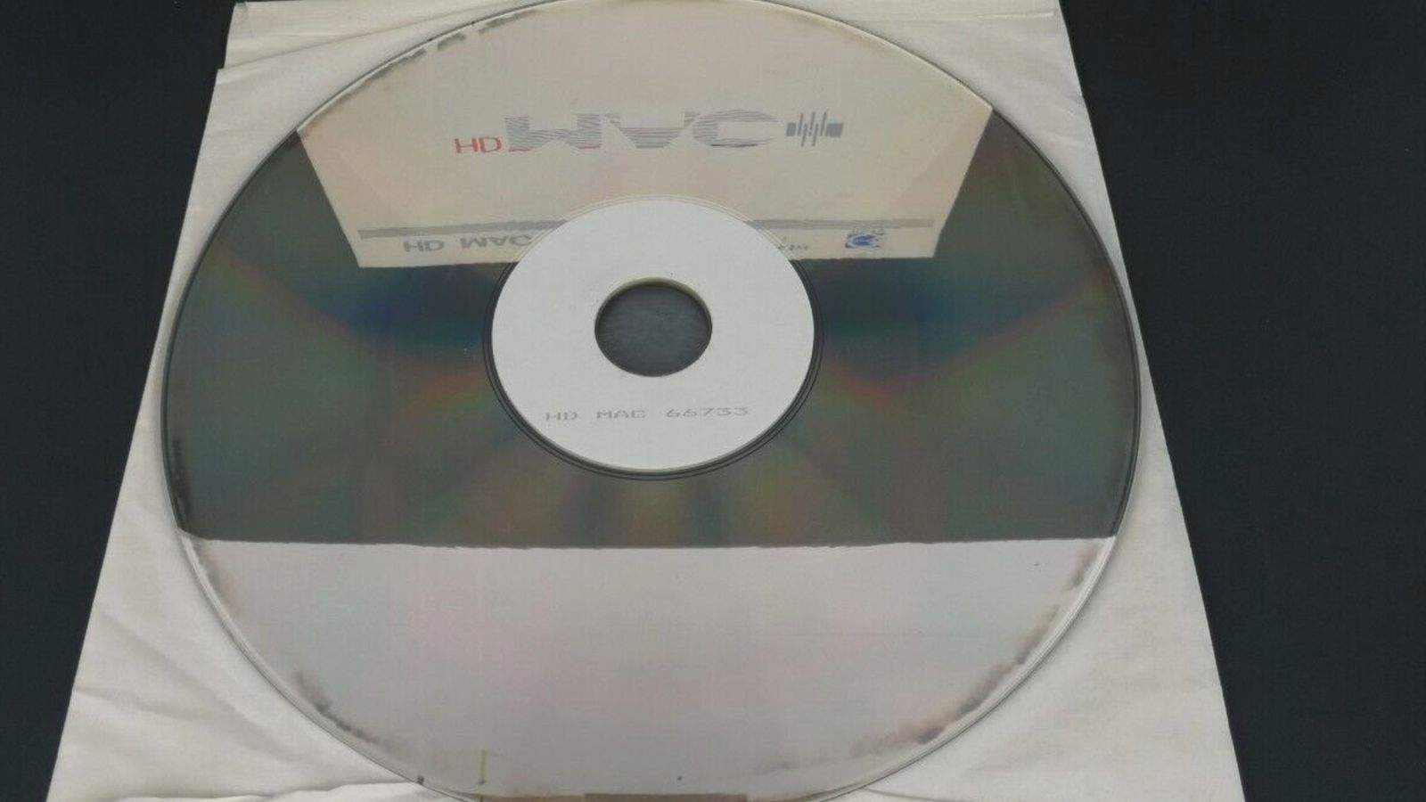 retro laserdisc hd that sold on ebay for 1000 dollars