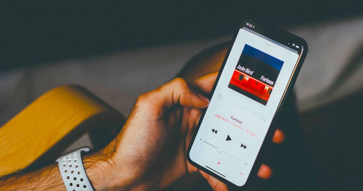 How to loop a song on Apple Music