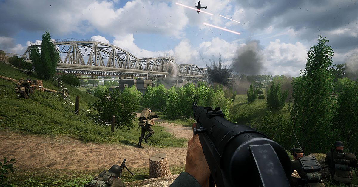Image of Squad 44 player holding an MP40 SMG with World War 2 battle in background