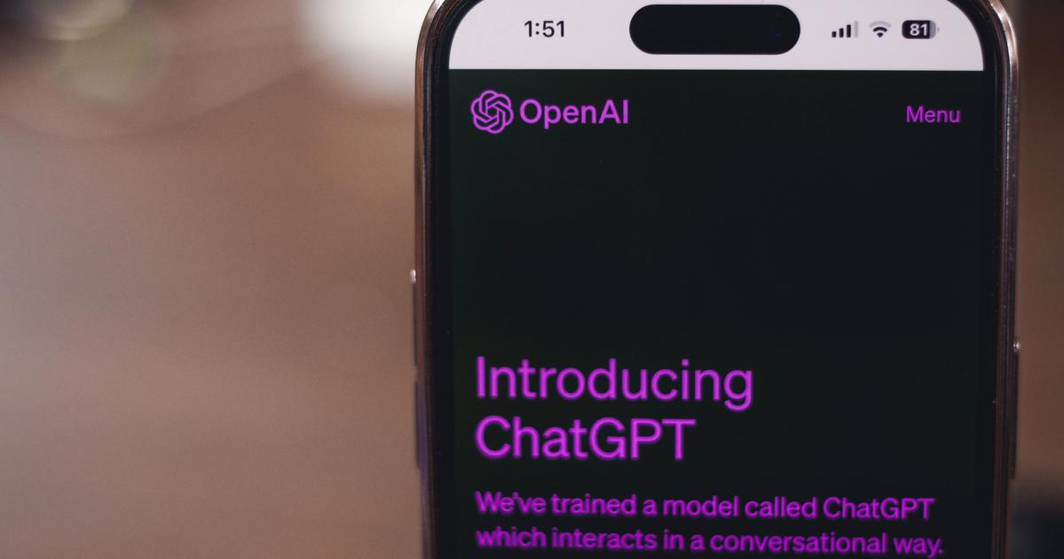 Does ChatGPT keep track of your data chatgpt on phone
