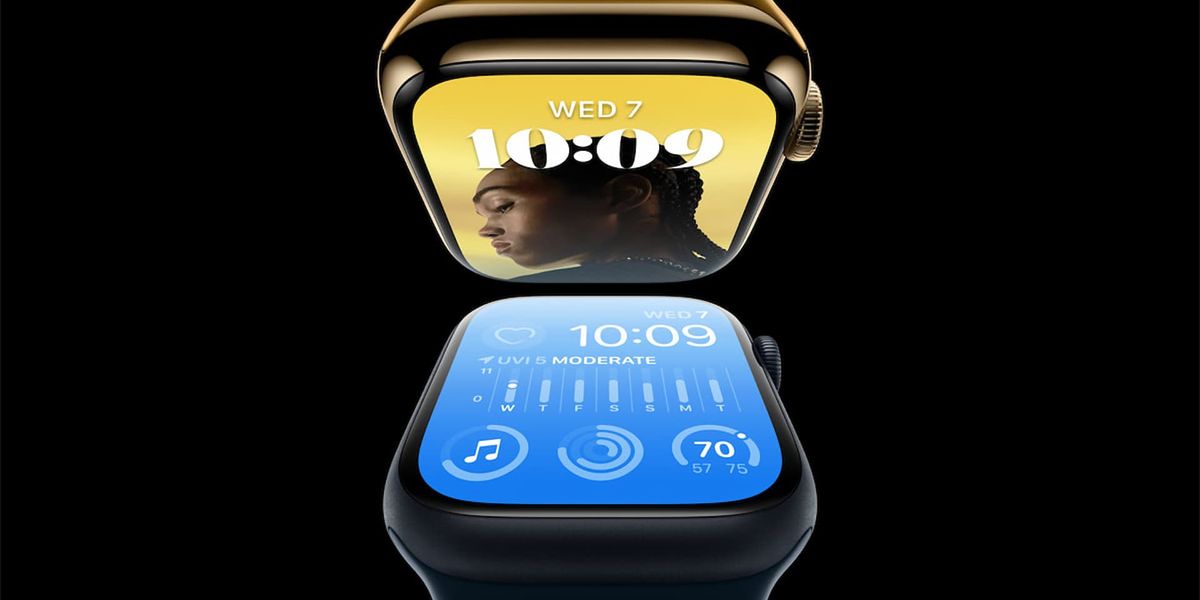 how to connect an apple watch an apple watch showing the time and date