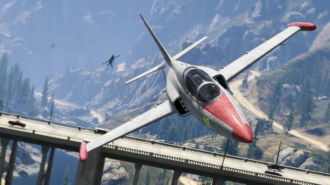 A plane flies over a bridge in GTA Online error