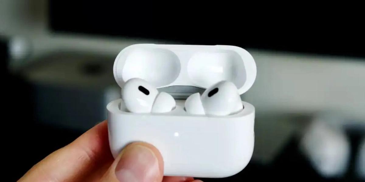 How to connect Airpods to Chromebook
