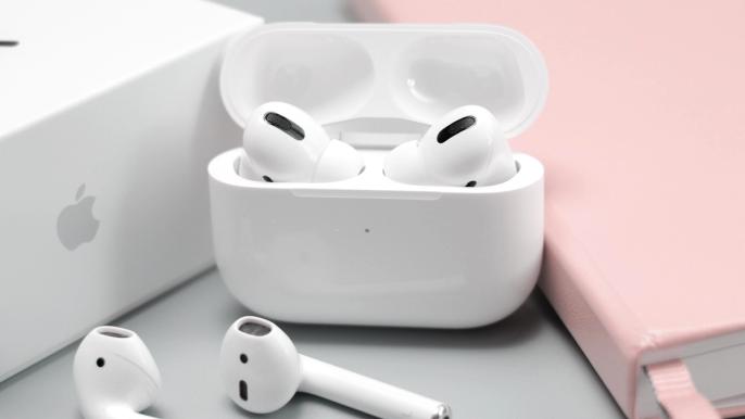 best AirPods cleaning kit