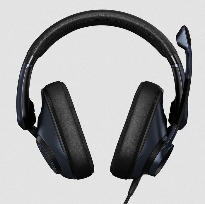 H6 PRO Closed review headphones front