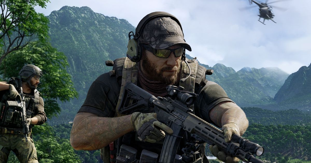 Solider holding a gun on a mountaintop in Gray Zone Warfare key art