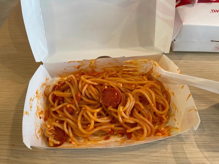 McDonald's spaghetti once all the ingredients have been mixed.